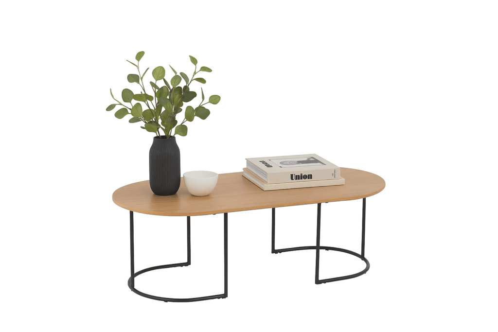 שולחן קפה אובלי בצבע עץ אלון דגם 5009 מבית Step Up. פלטת MDF בגימור מלמין, רגלי מתכת שחורות, עיצוב מודרני והרכבה פשוטה.