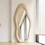 מראת גוף אמורפית מרופדת בבד קטיפה בצבע בז' דגם 9008