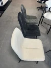 ⁦כיסא מרופד לפינת אוכל דגם 6139 בצבע אפור כהה⁩ – תמונה ⁦6⁩